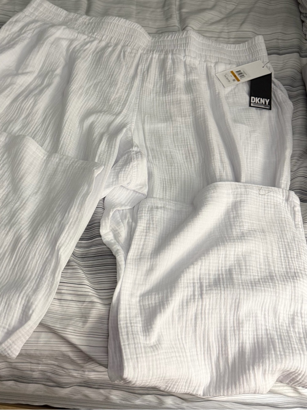 DKNY White Crinkled Cotton Lounge Pants